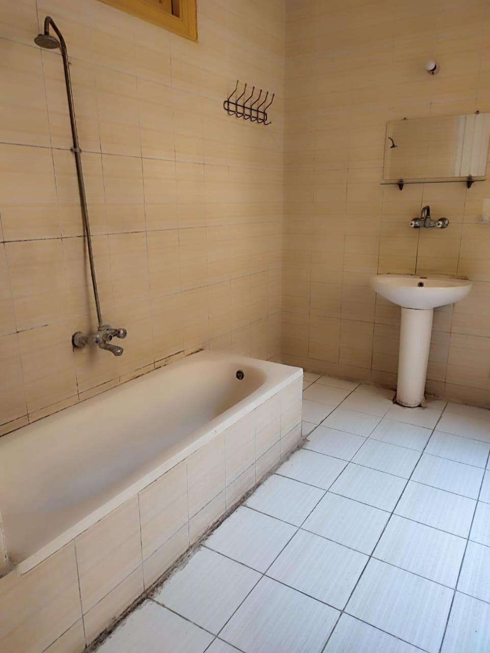 Clement'S House Hostel Αλεξάνδρεια Εξωτερικό φωτογραφία